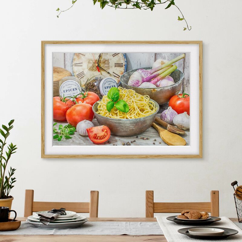 

Póster enmarcado - Spagetthi Con Basilico Dimensión LxA: 30cm x 40cm, Marco: Roble