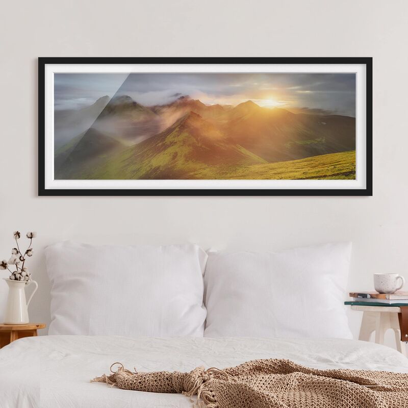 

Póster enmarcado - Storkonufell A Sunrise Dimensión LxA: 40cm x 100cm, Marco: Negro
