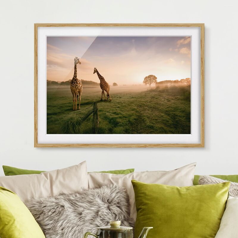 

Póster enmarcado - Surreal Giraffes Dimensión LxA: 50cm x 70cm, Marco: Roble