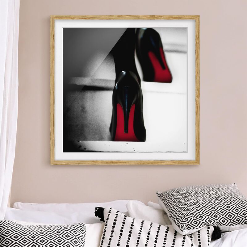 

Póster enmarcado - Tacchi alti in rosso Dimensión LxA: 30cm x 30cm, Marco: Roble