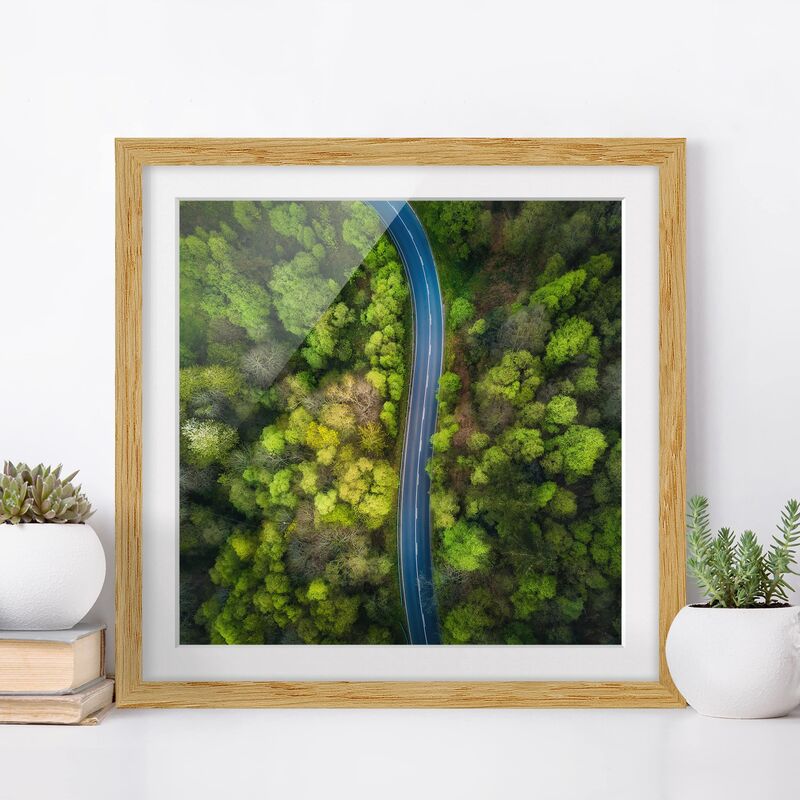 

Póster enmarcado - Veduta aerea - Strada asfaltata In The Forest Dimensión LxA: 20cm x 20cm, Marco: Roble