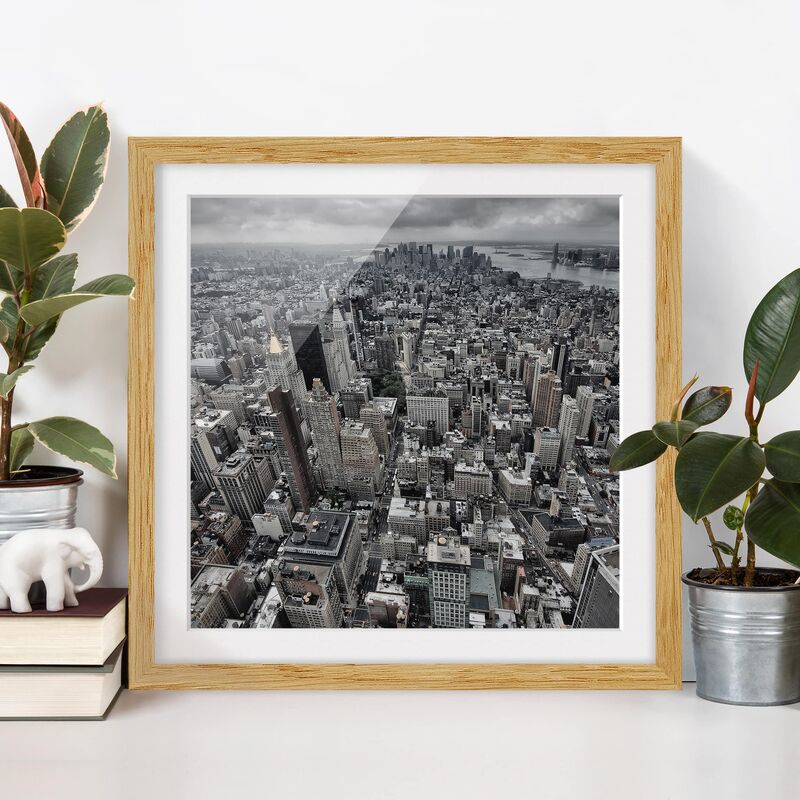 

Póster enmarcado - View Over Manhattan Dimensión LxA: 30cm x 30cm, Marco: Roble