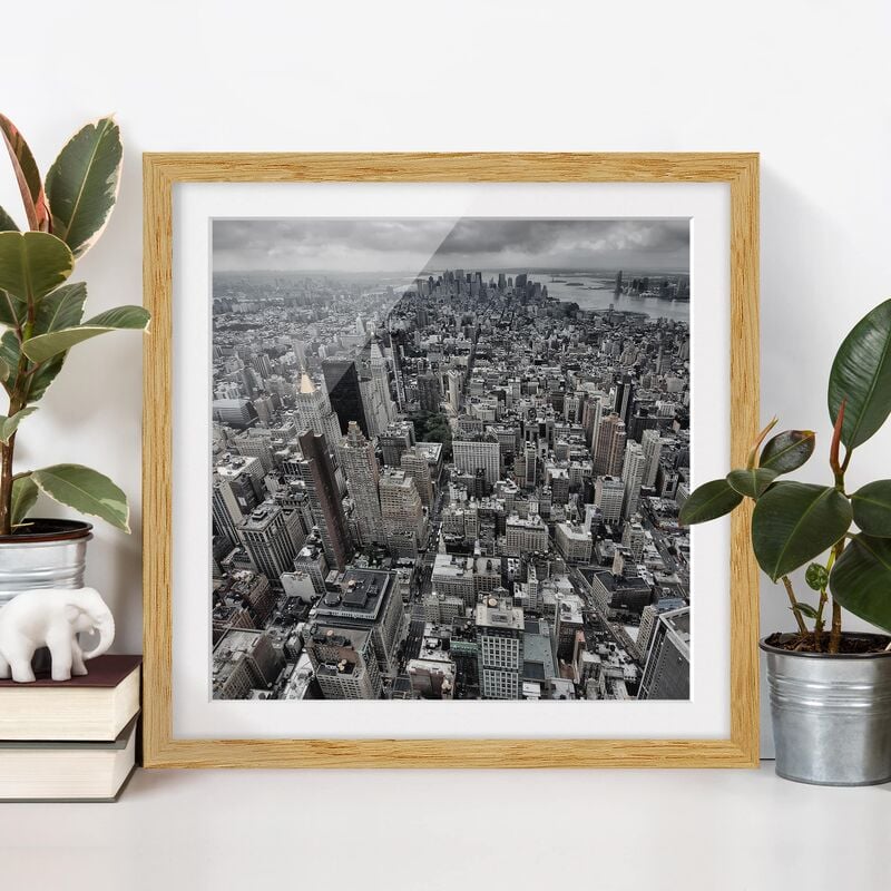 

Póster enmarcado - View Over Manhattan Dimensión LxA: 70cm x 70cm, Marco: Roble