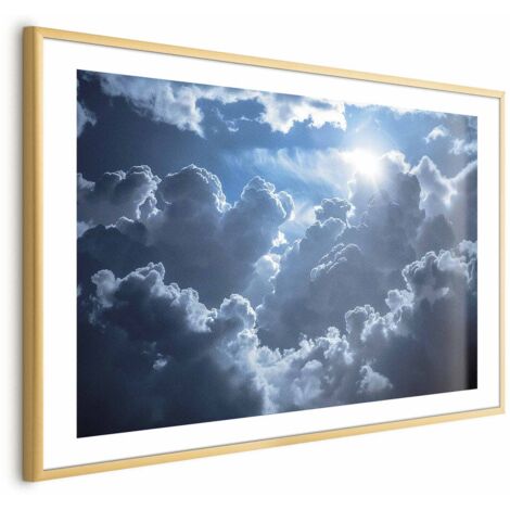 Póster - Escena animada: El sol luchando contra las nubes