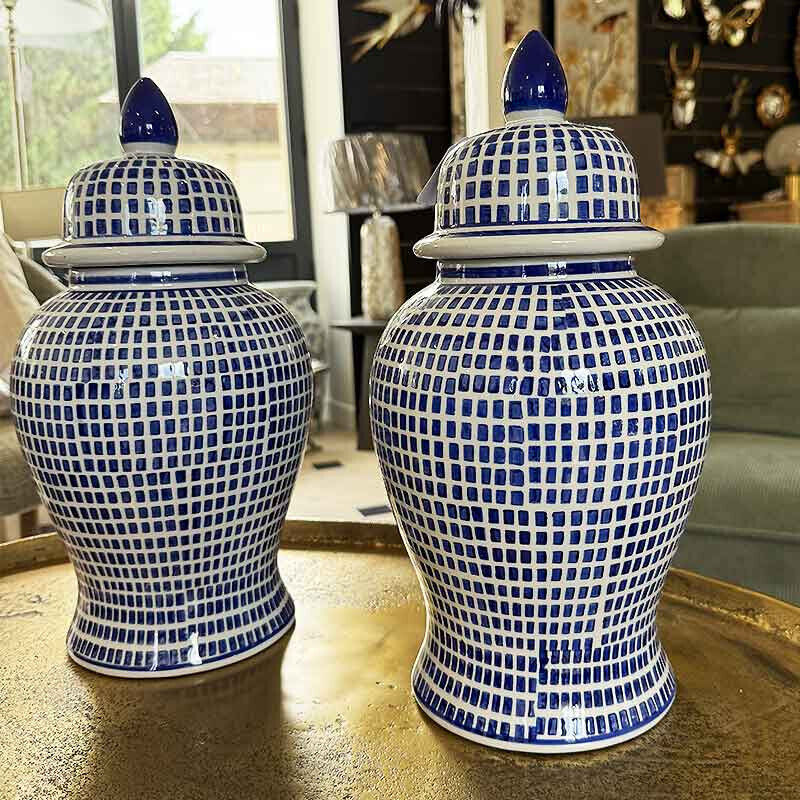 La Grande Prairie - Potiche céramique mosaïque bleu blanc 19x36cm La Grande Prairie - Potiche céramique mosaïque bleu blanc 19x36cm