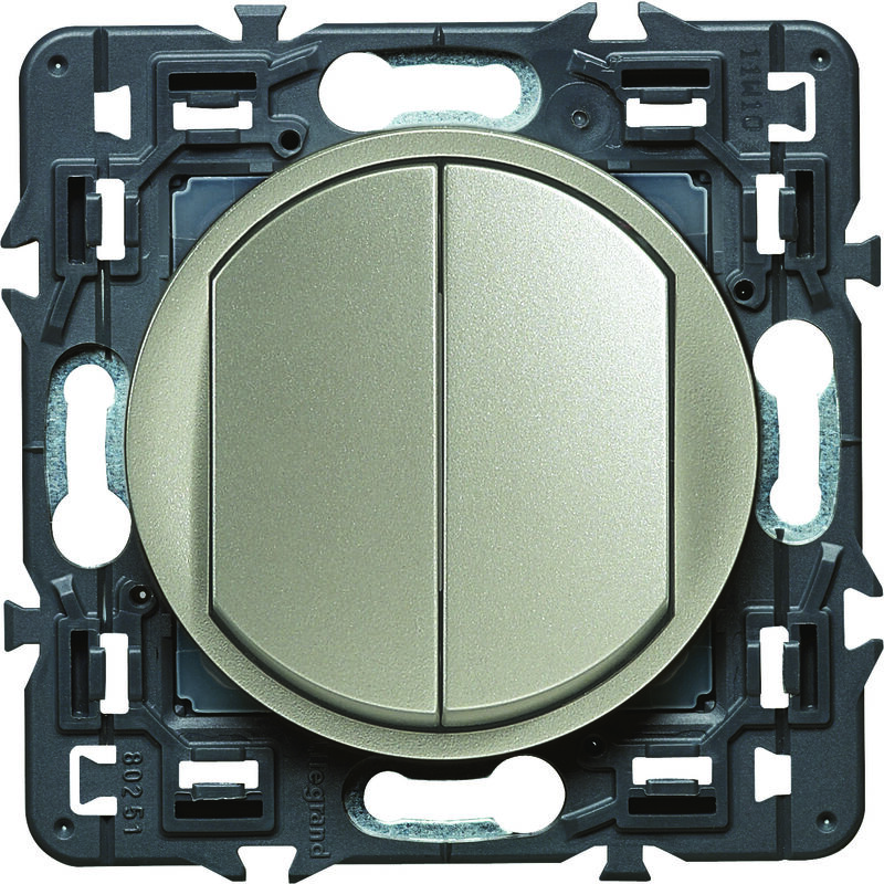 Legrand - Va et vient + bouton poussoir 6A à composer - Céliane - Titane