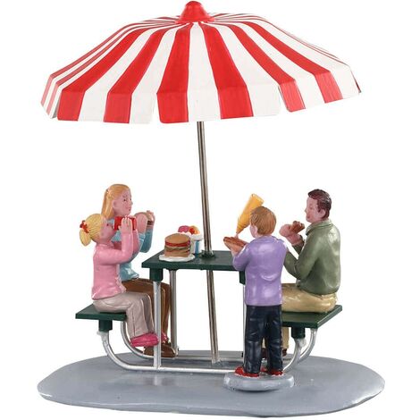 Pranzo al Parco personaggi per villaggio di Natale in Poliresina‎