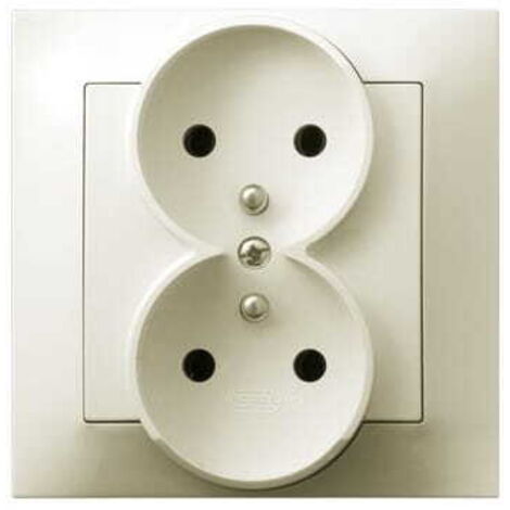 Presa doppia p/t con messa a terra 2x2P+Z con telaio ecru