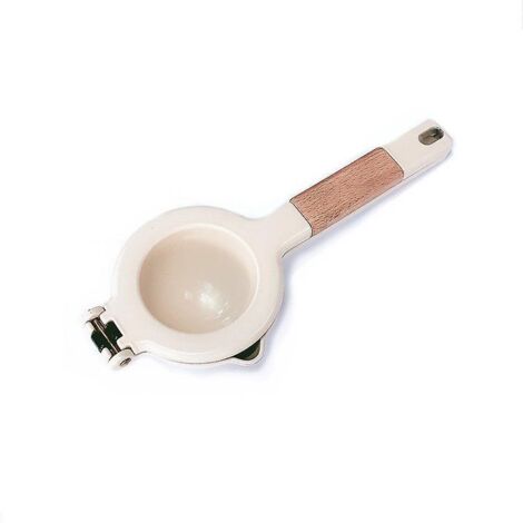 Presse-agrumes manuel portable pour extraire un maximum de jus des citrons