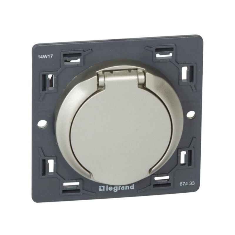 Prise d'aspiration centralisée Céliane contact électrique livrée avec enjoliveur titane celiane Legrand 067433