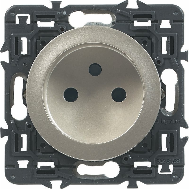 Prise de courant 2P 16A à composer - Céliane - Titane - Legrand