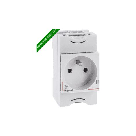 LEGRAND Prise modulaire 2P+T 16A 2,5 modules - 004280