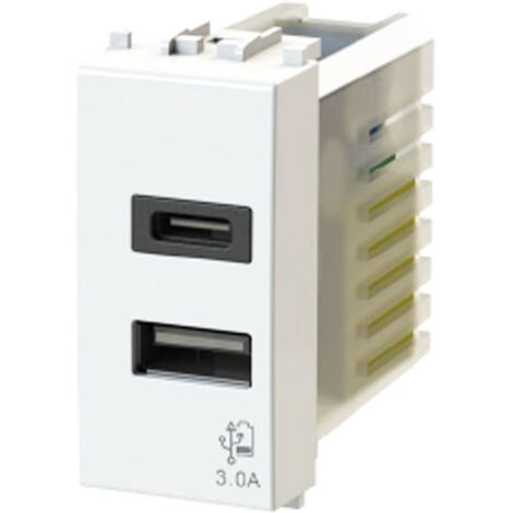 Prise USB 4box 3.0A pour la série Bticino Matix blanc 4B.AM.USB.30