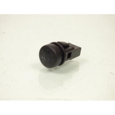 [PRODUIT D'OCCASION] Bouton de couvre guidon origine pour scooter Piaggio 125 X9