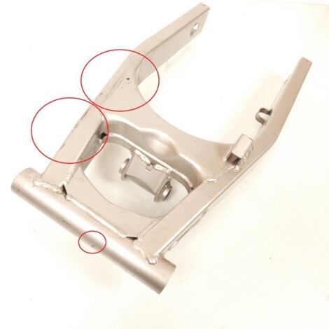 [PRODUIT D'OCCASION] Bras oscillant origine pour moto Suzuki 600 Bandit 2000 à 2004