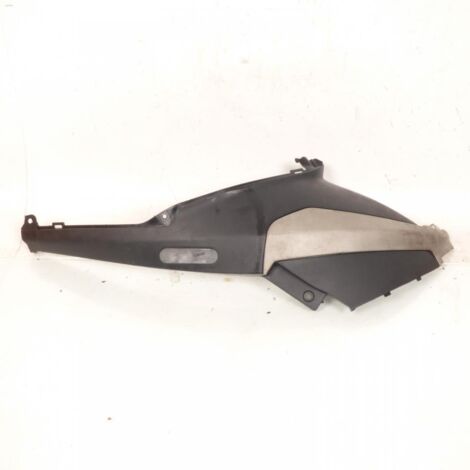 [PRODUIT D'OCCASION] Cache latéral droit origine pour scooter Piaggio 50 NRG Après