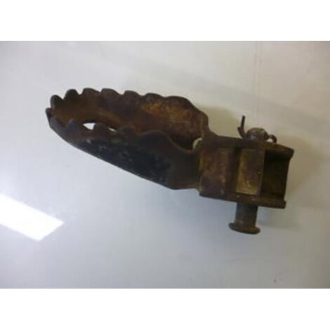 [PRODUIT D'OCCASION] Cale pied origine pour moto Yamaha 80 DTLC 1983-1984 37A Occasion
