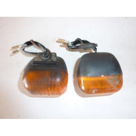 [PRODUIT D'OCCASION] Clignotant origine pour scooter SMC 50 RS 2007-2007 Occasion