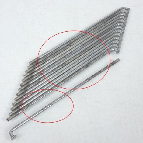 [PRODUIT D'OCCASION] Lot de rayon de jante générique pour moto 167mm 90° WHITWORTH 40G