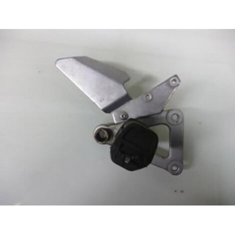 [PRODUIT D'OCCASION] Platine de repose pied pilote droit origine pour moto Suzuki 500