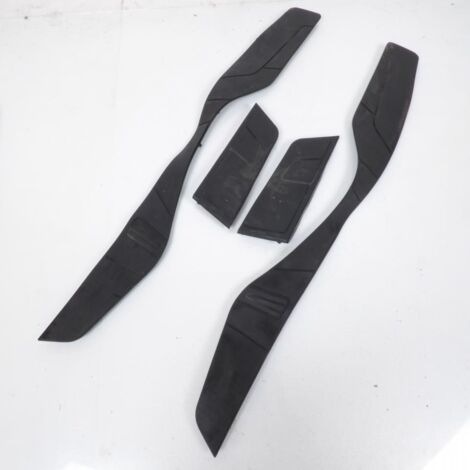[PRODUIT D'OCCASION] Protection de marche pied origine pour scooter Suzuki 400 Burgman