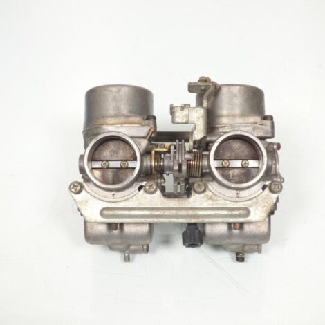 [PRODUIT D'OCCASION] Rampe de carburateur Keihin pour moto Honda 400 CB Occasion