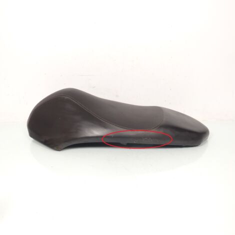 [PRODUIT D'OCCASION] Selle biplace origine pour scooter Peugeot 50 STREETZONE 2T