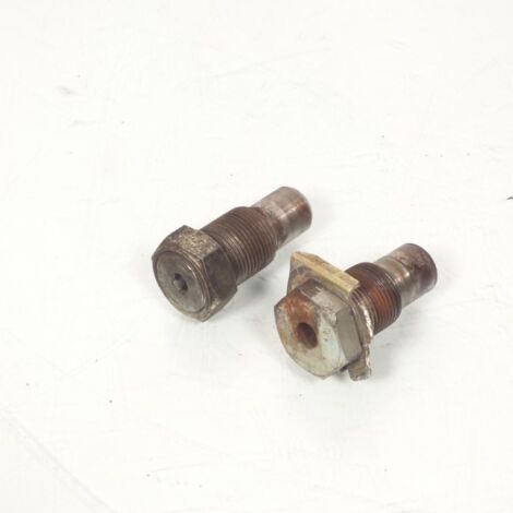 [PRODUIT D'OCCASION] Vis de bras oscillant origine pour moto Yamaha 750 Xj Seca 1981 à