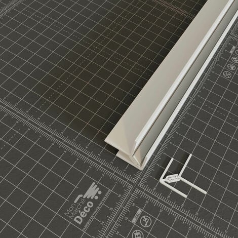 Profil d'angle PVC blanc - 8mm - Longueur 2,60 m