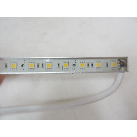 Profilé étanche LED 7.2W rigide alu longueur 50cm L10mm éclairage chaud 3000K 400lm SMD5050 alim 12/24V (non incl) étanche IP65