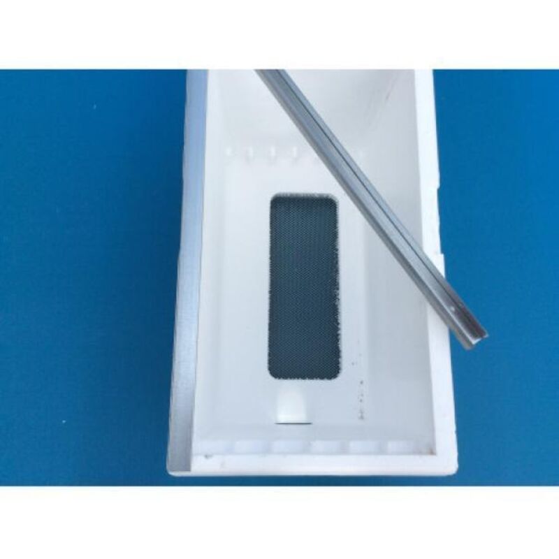 Profilo in lamiera per protezione arnietta di polistirolo