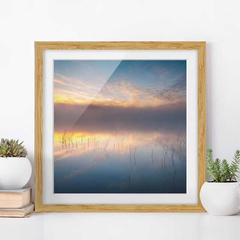

Póster enmarcado - Alba Lago svedese Dimensión LxA: 20cm x 20cm, Marco: Roble