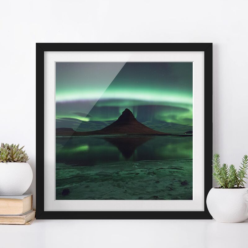 

Póster enmarcado - Aurora In Iceland Dimensión LxA: 70cm x 70cm, Marco: Negro