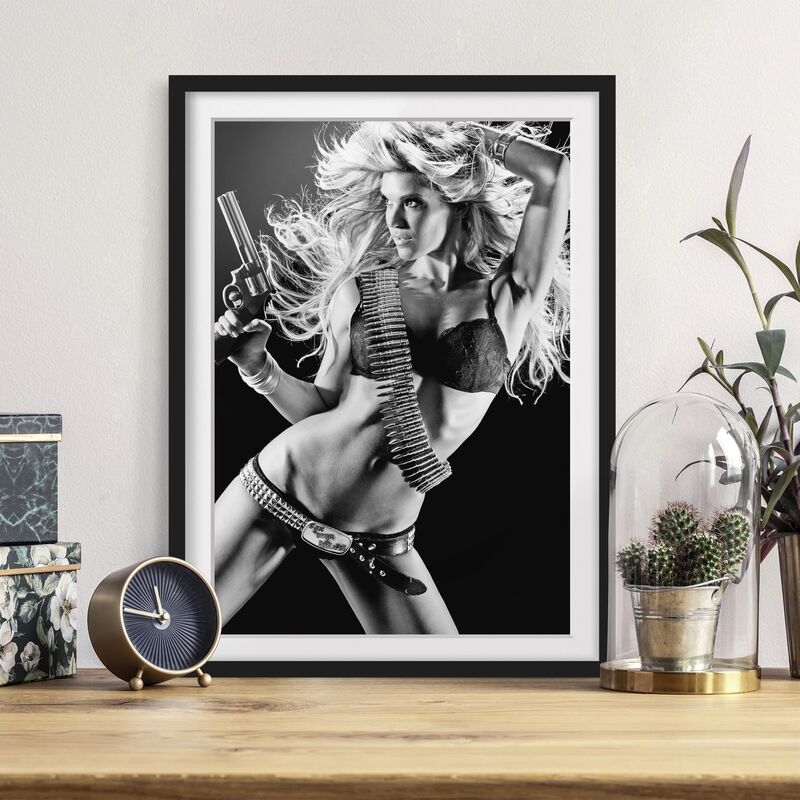 

Póster enmarcado - Bang, Bang, Baby! Dimensión LxA: 70cm x 50cm, Marco: Negro