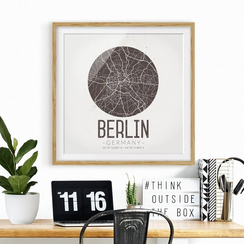 

Póster enmarcado - Berlin City Map - Retro Dimensión LxA: 50cm x 50cm, Marco: Roble