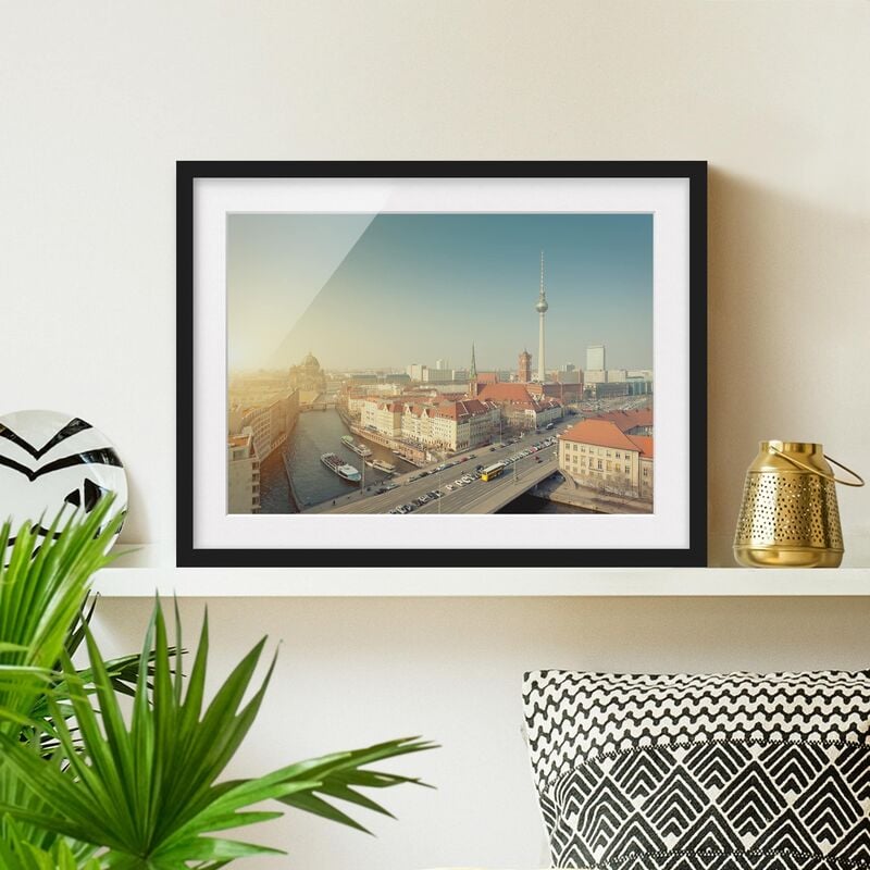 

Póster enmarcado - Berlin Morning Dimensión LxA: 18cm x 24cm, Marco: Negro