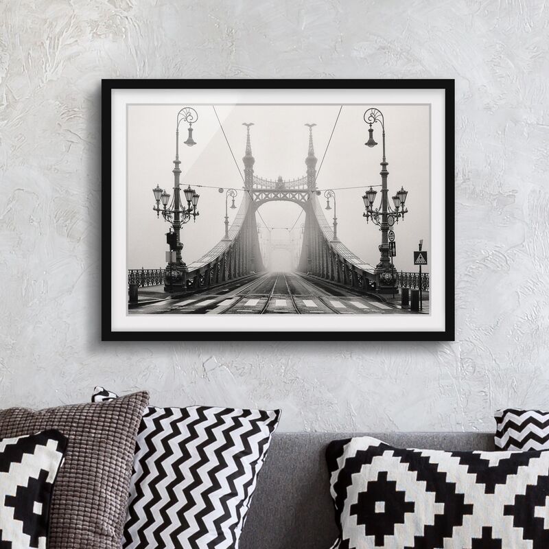 

Póster enmarcado - Bridge In Budapest Dimensión LxA: 50cm x 70cm, Marco: Negro