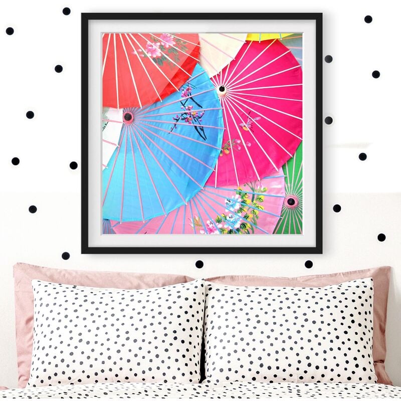 

Póster enmarcado - Chinese Parasols Dimensión LxA: 70cm x 70cm, Marco: Negro