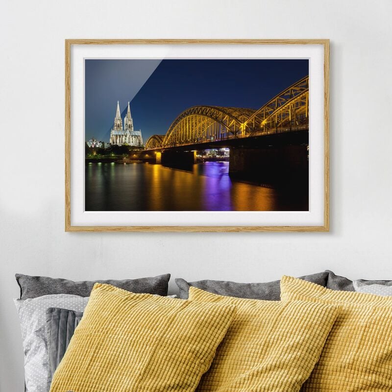 

Póster enmarcado - Cologne At Night Dimensión LxA: 50cm x 70cm, Marco: Roble
