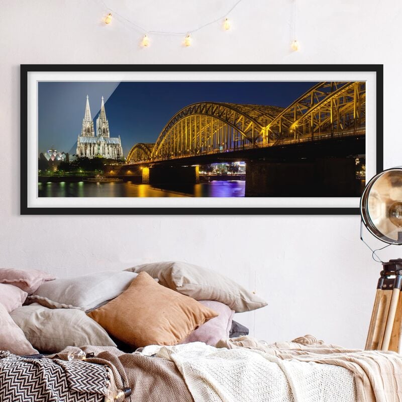 

Póster enmarcado - Colonia In Notturna Dimensión LxA: 20cm x 50cm, Marco: Negro
