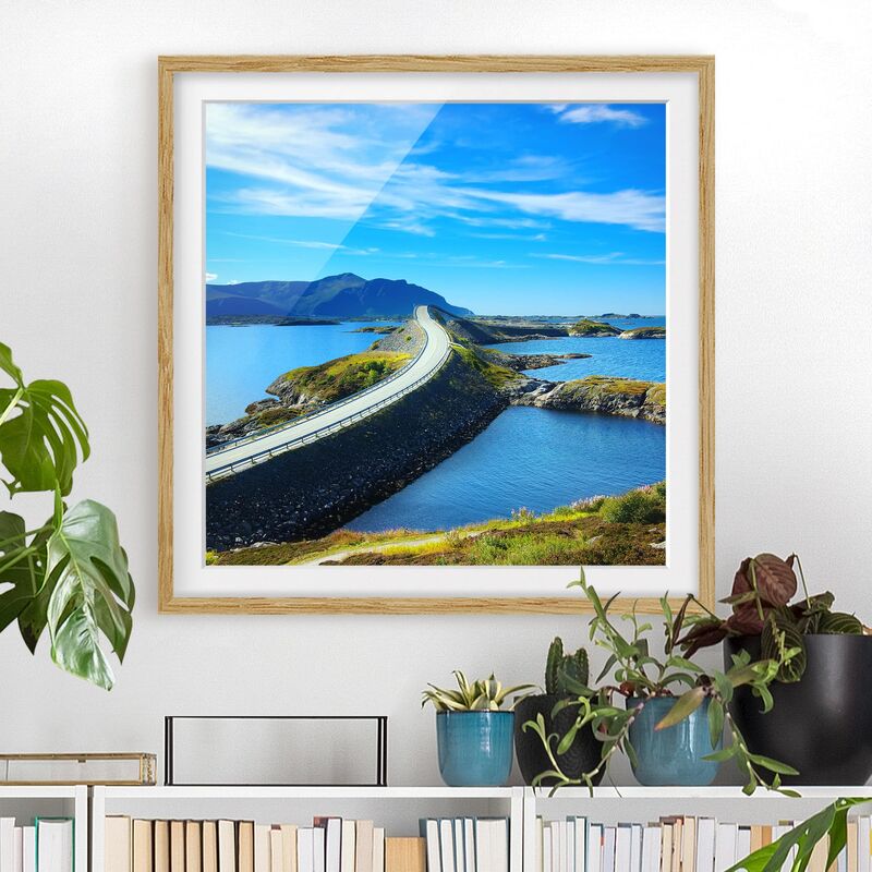 

Póster enmarcado - Crossing Norway Dimensión LxA: 30cm x 30cm, Marco: Roble