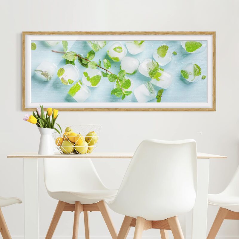 

Póster enmarcado - Cubetti Di Ghiaccio Con Foglie Di Menta Dimensión LxA: 30cm x 75cm, Marco: Roble