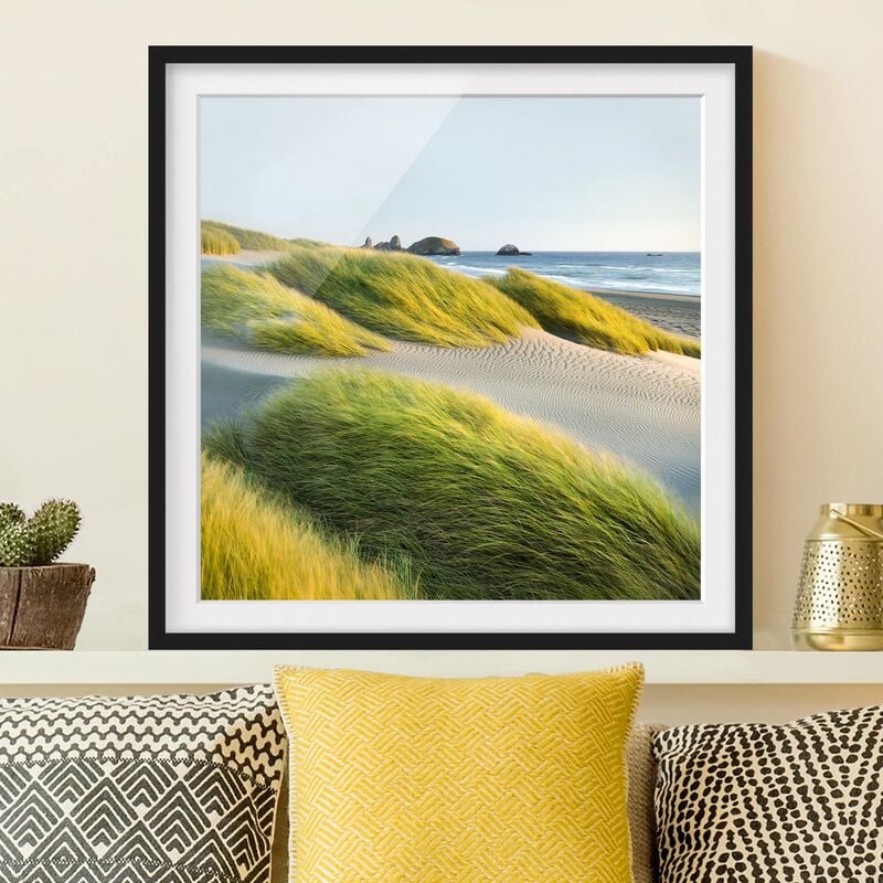 

Póster enmarcado - Dunes And Grasses At The Sea Dimensión LxA: 70cm x 70cm, Marco: Negro