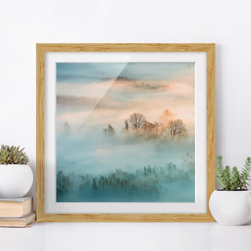 

Póster enmarcado - Fog At Sunrise Dimensión LxA: 20cm x 20cm, Marco: Roble