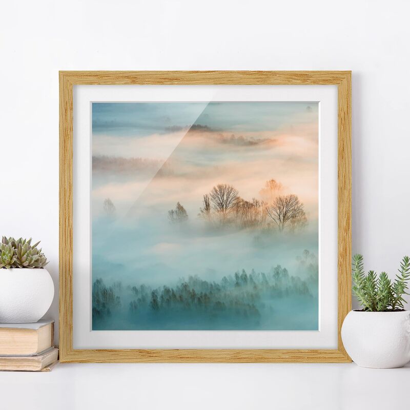 

Póster enmarcado - Fog At Sunrise Dimensión LxA: 30cm x 30cm, Marco: Roble