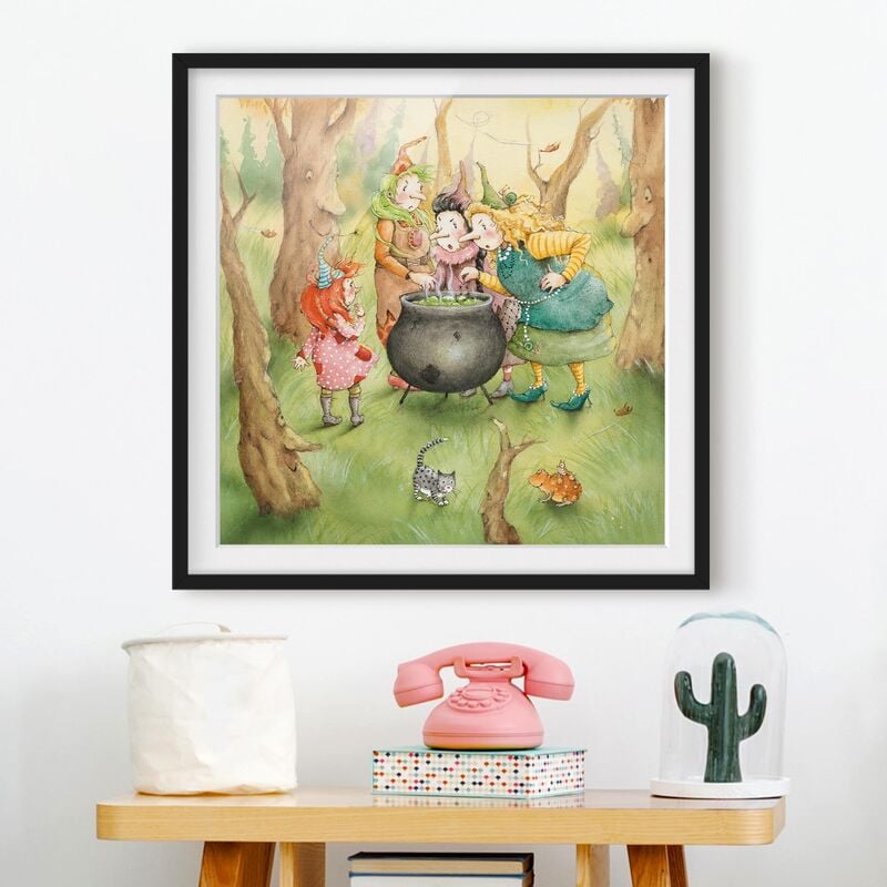 

Póster enmarcado - Frida At The Witches Meeting Dimensión LxA: 50cm x 50cm, Marco: Negro