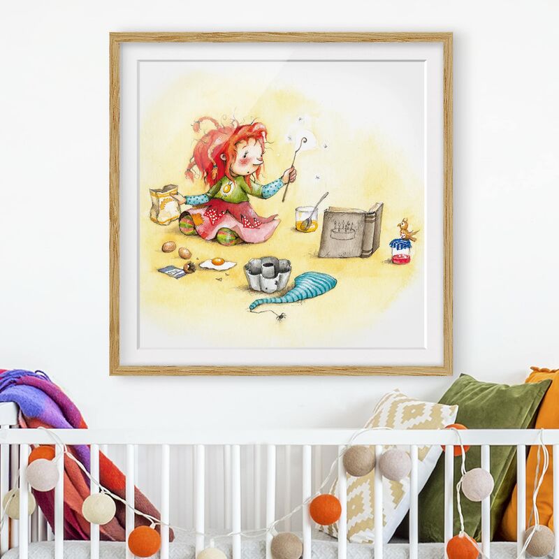 

Póster enmarcado - Frida'S Magical Bakery Dimensión LxA: 50cm x 50cm, Marco: Roble