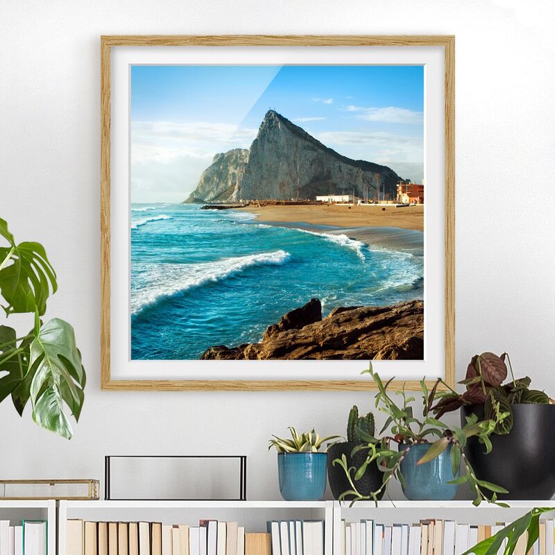 

Póster enmarcado - Gibraltar At Sea Dimensión LxA: 30cm x 30cm, Marco: Roble