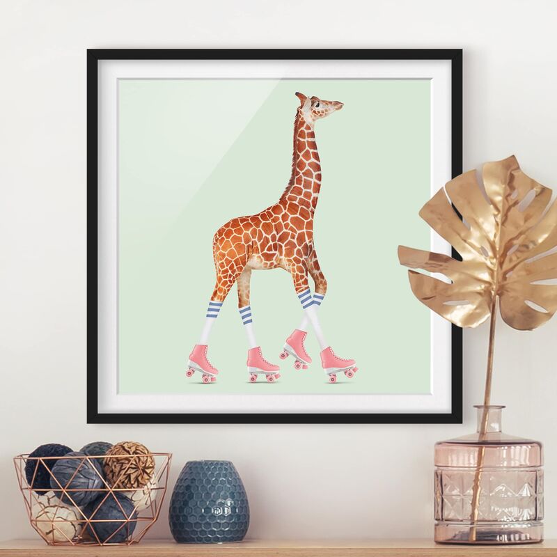

Póster enmarcado - Giraffa con Pattini a rotelle Dimensión LxA: 30cm x 30cm, Marco: Negro