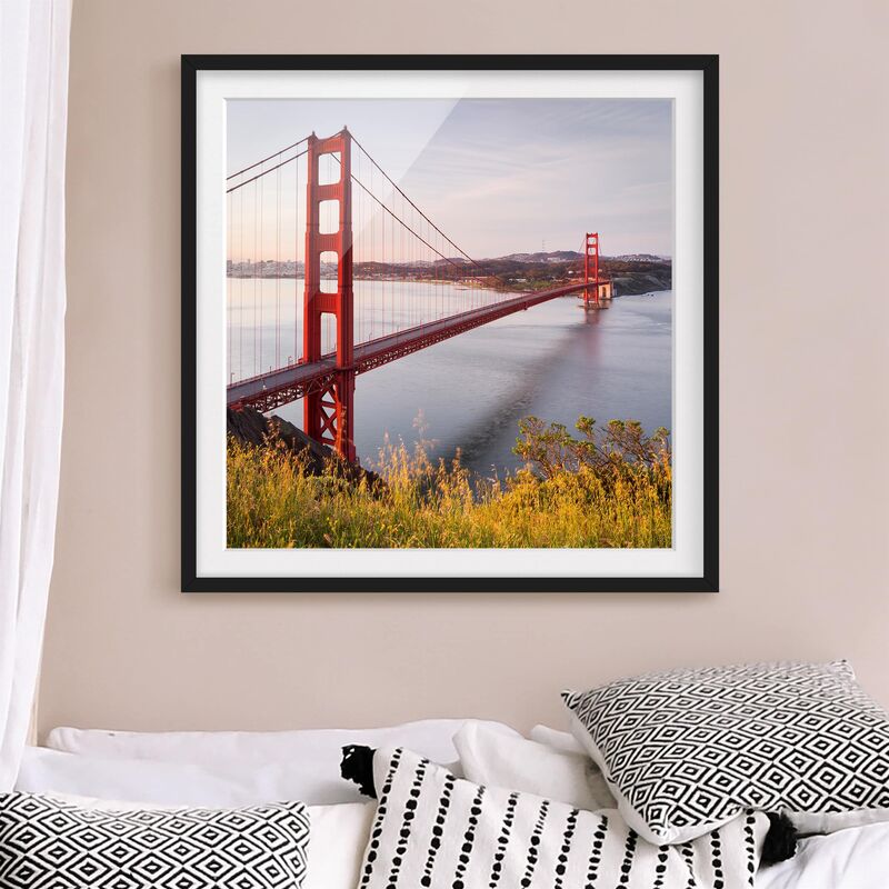 

Póster enmarcado - Golden Gate Bridge In San Francisco Dimensión LxA: 70cm x 70cm, Marco: Negro